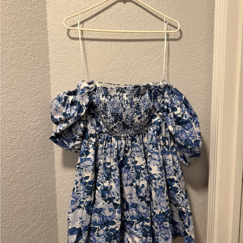 Abercrombie Floral Blue and White Dress - Picture 2 of 2